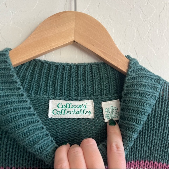 Vintage Emerald Green Pink Floral Knit Grandma Sweater - Picture 6 of 7